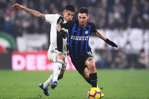  罗马德比战平局收场留遗憾  