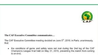  罗马关键战遭VAR误判，赛后申诉引发争议  