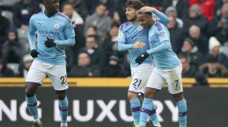  升班马卢顿爆冷，客场逼平纽卡斯尔  