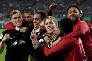  柏林联合七轮不败，黑马逆袭逼近欧冠区  