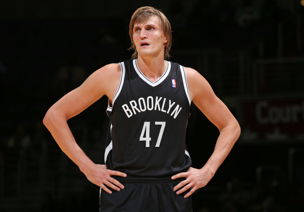  联盟调查76人违规接触自由球员